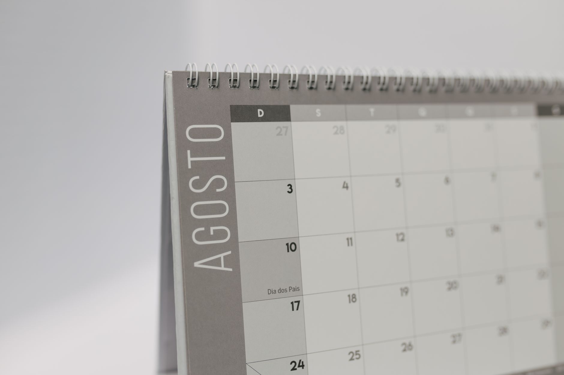 calendar planner desk (Photo: Matheus Bertelli / Pexels)