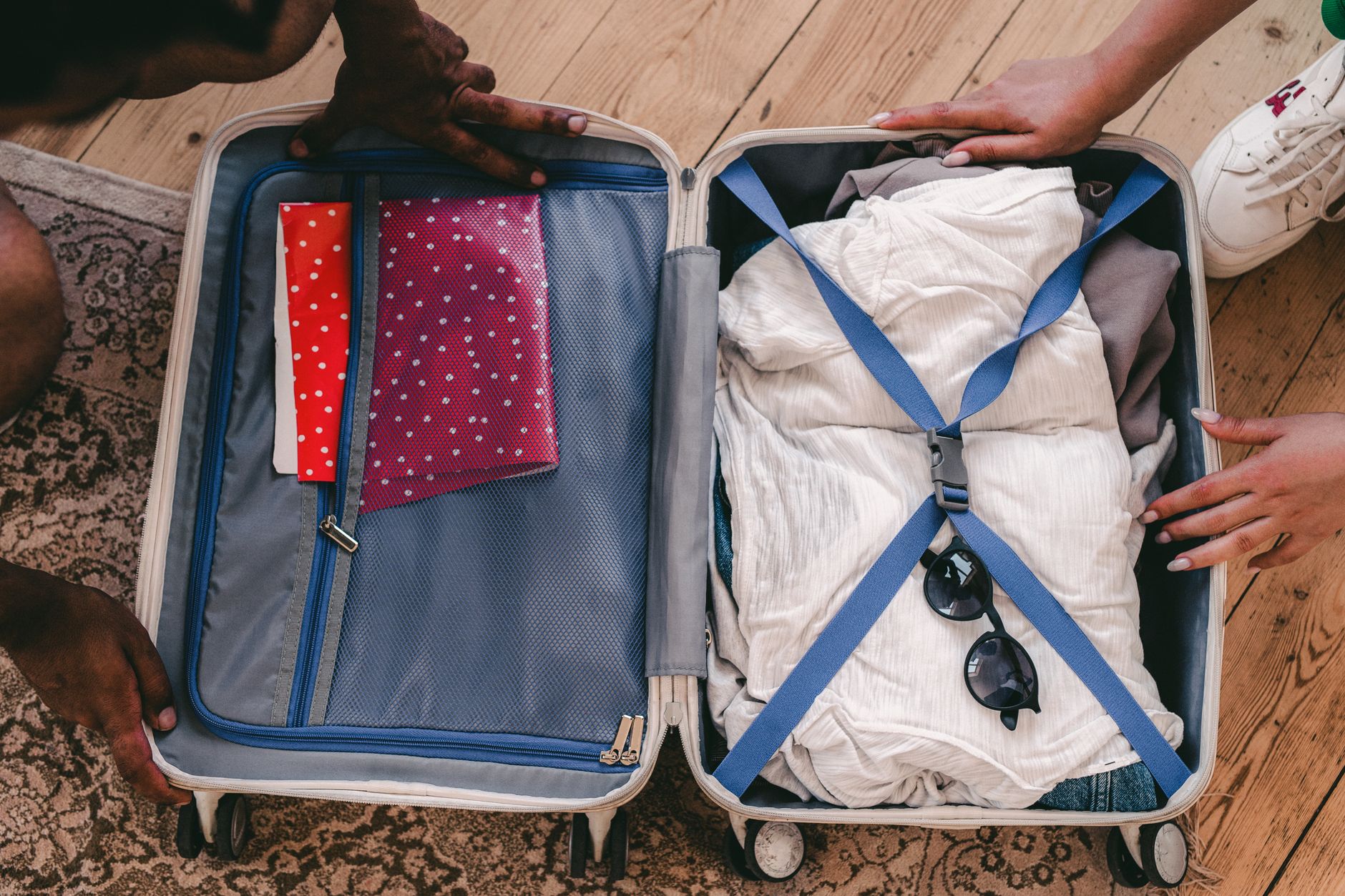 packing gear after concert (Photo: SHVETS production / Pexels)
