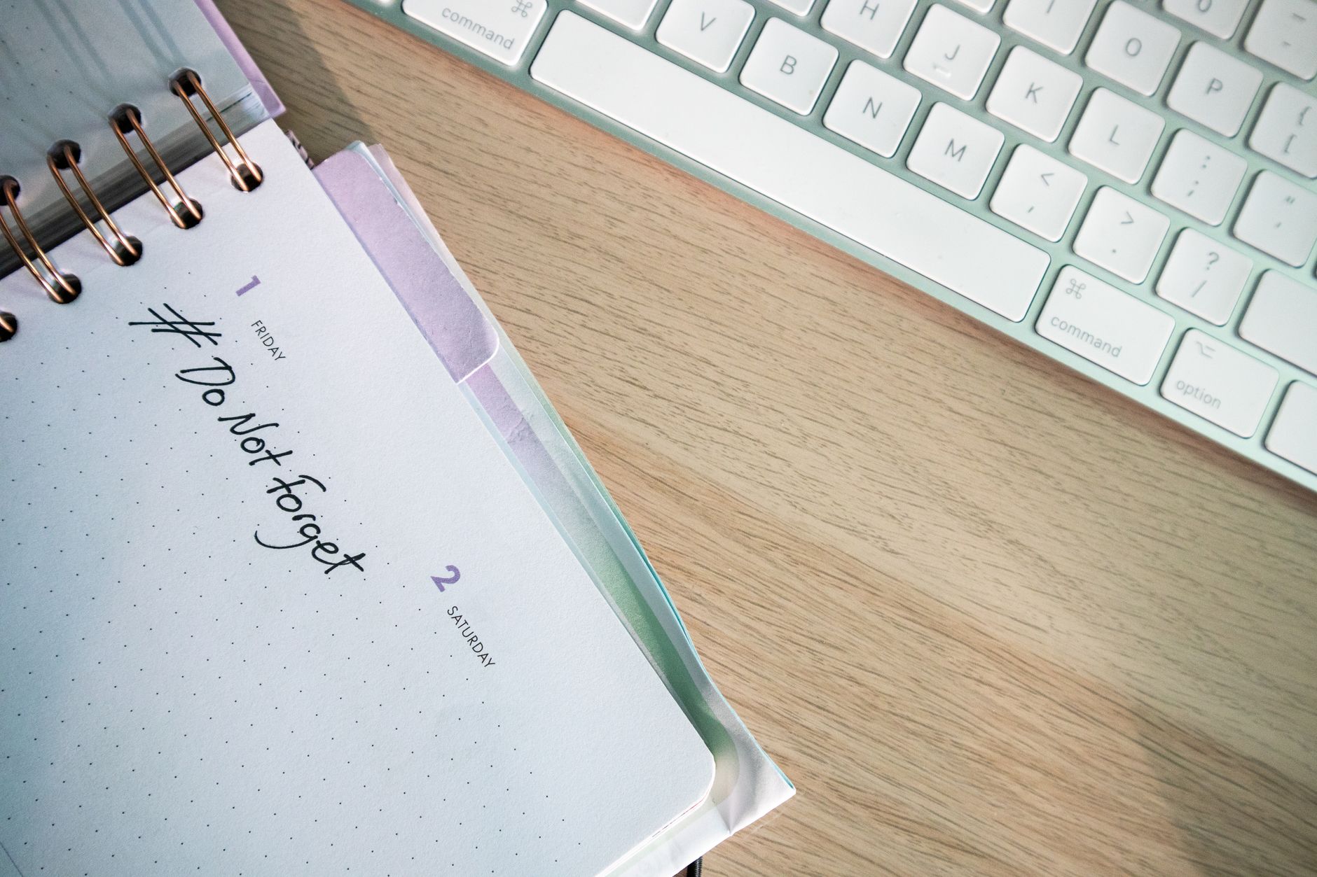 calendar planning desk notebook (Photo: Walls.io / Pexels)