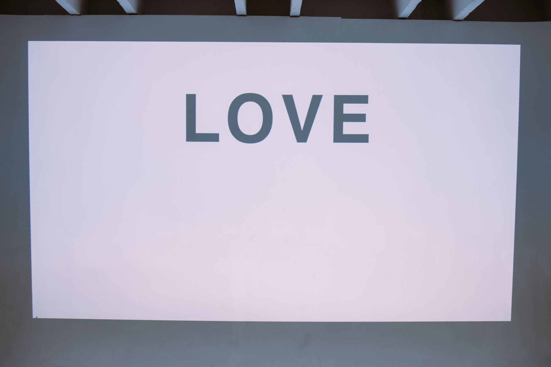 video screen typography (Photo: KoolShooters / Pexels)