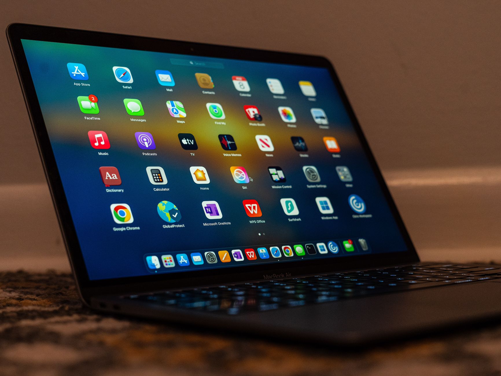 macbook music production software (Photo: Sai M / Pexels)