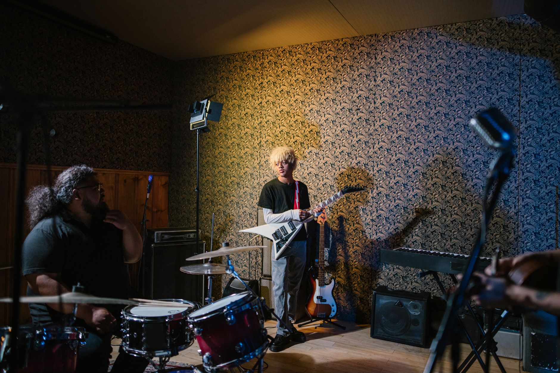 band rehearsal studio practice (Photo: RDNE Stock project / Pexels)