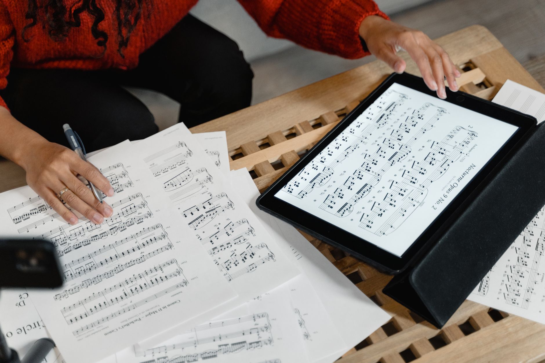 song structure notes writing (Photo: Tima Miroshnichenko / Pexels)