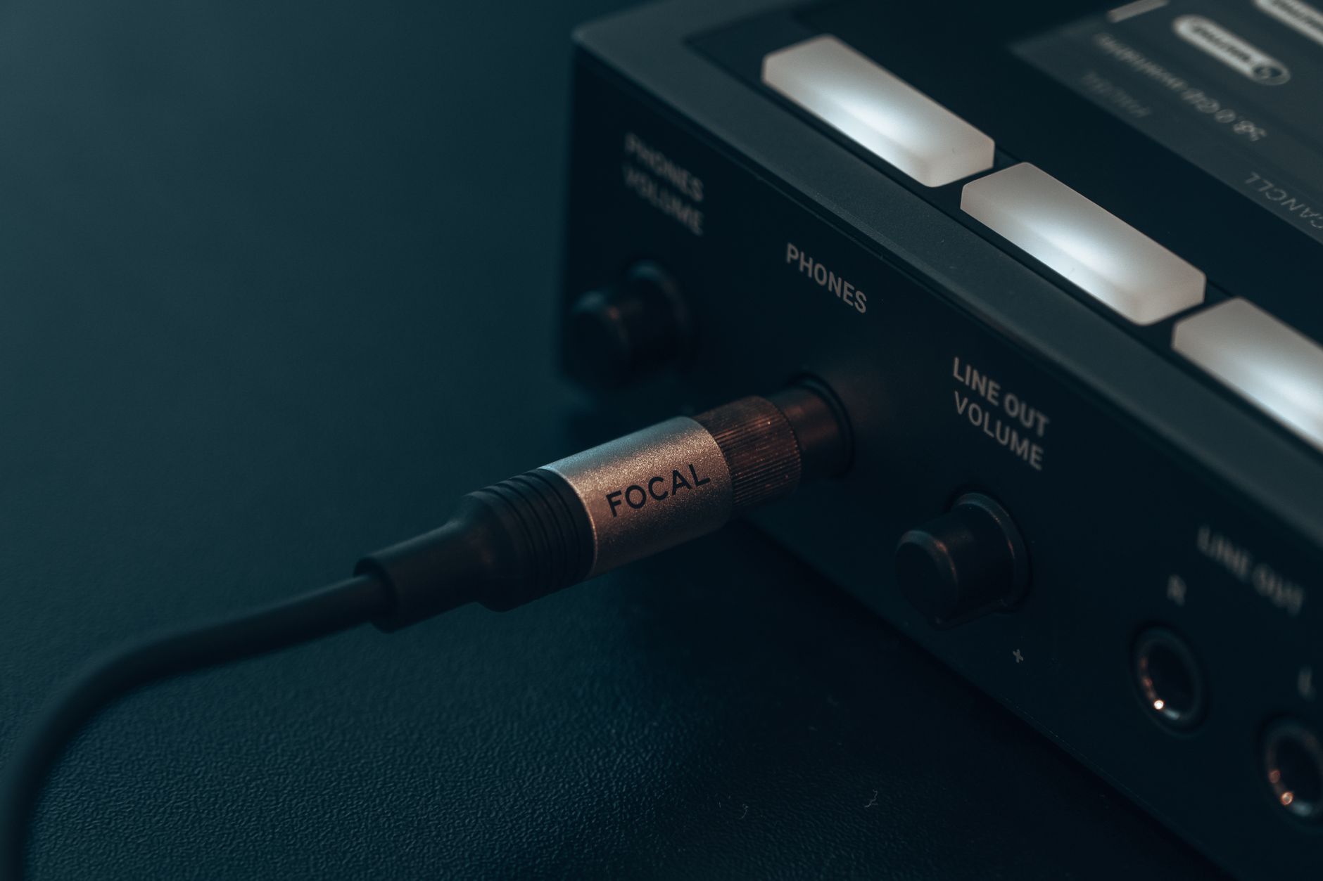 home studio audio interface (Photo: Egor Komarov / Pexels)