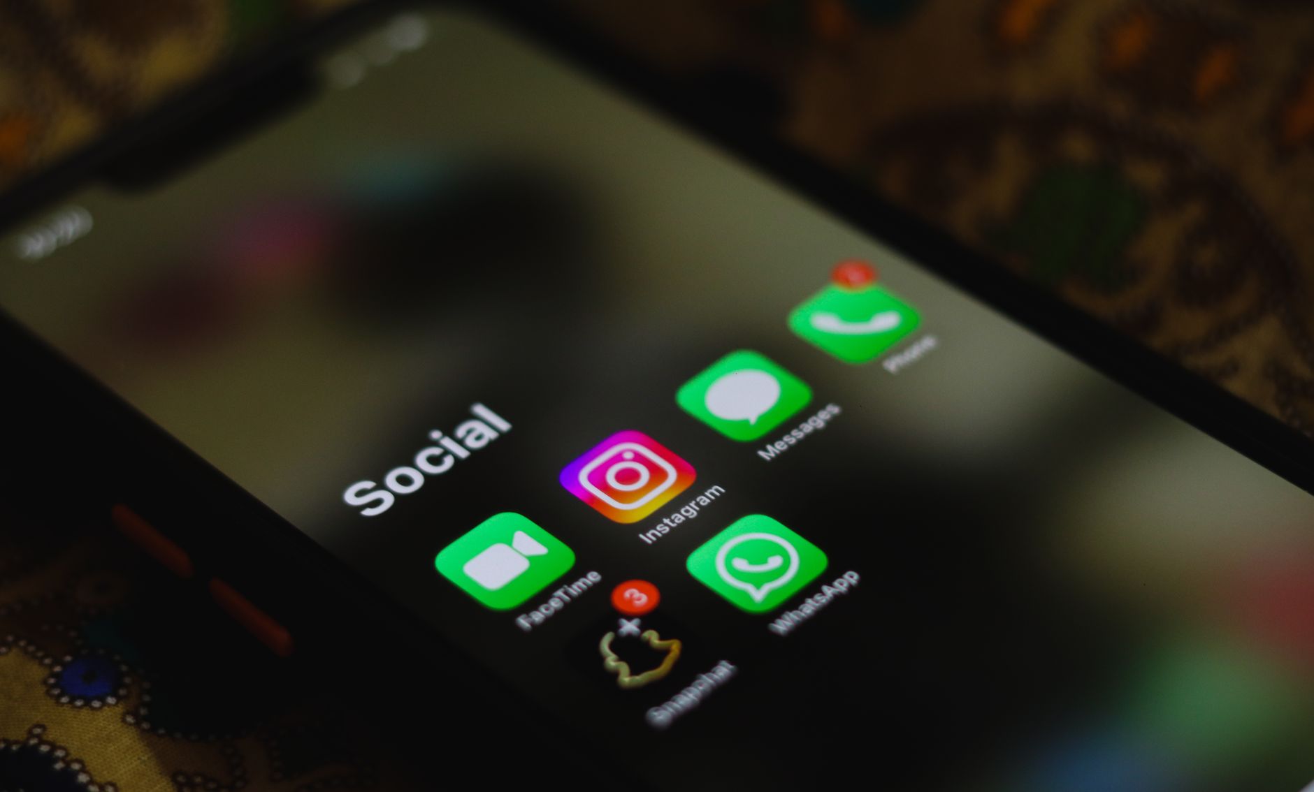 phone social apps global (Photo: Sanket Mishra / Pexels)