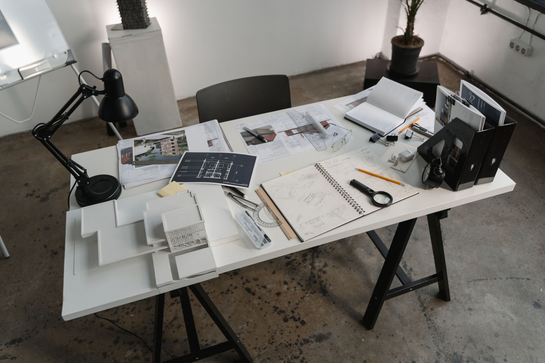 permit paperwork office desk (Photo: Tima Miroshnichenko / Pexels)