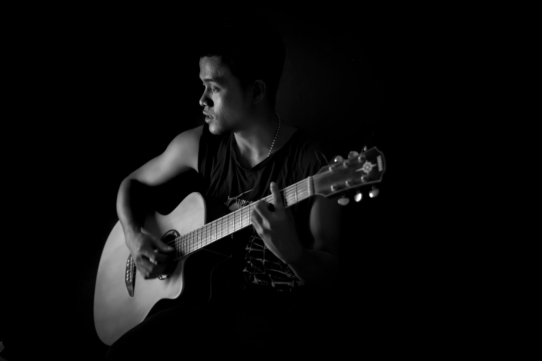 musician portrait photo (Photo: Nanda Irwansyah / Pexels)
