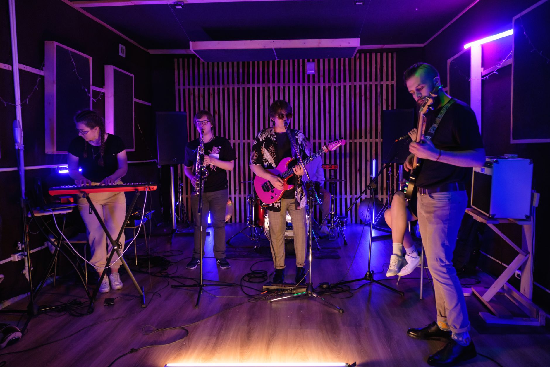 band rehearsal studio practice (Photo: Big Bag Films / Pexels)