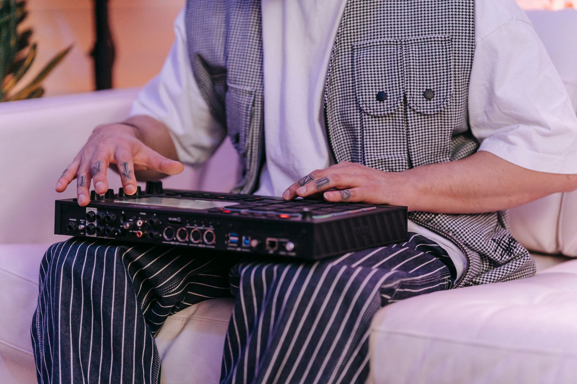 music production software (Photo: Anna Pou / Pexels)