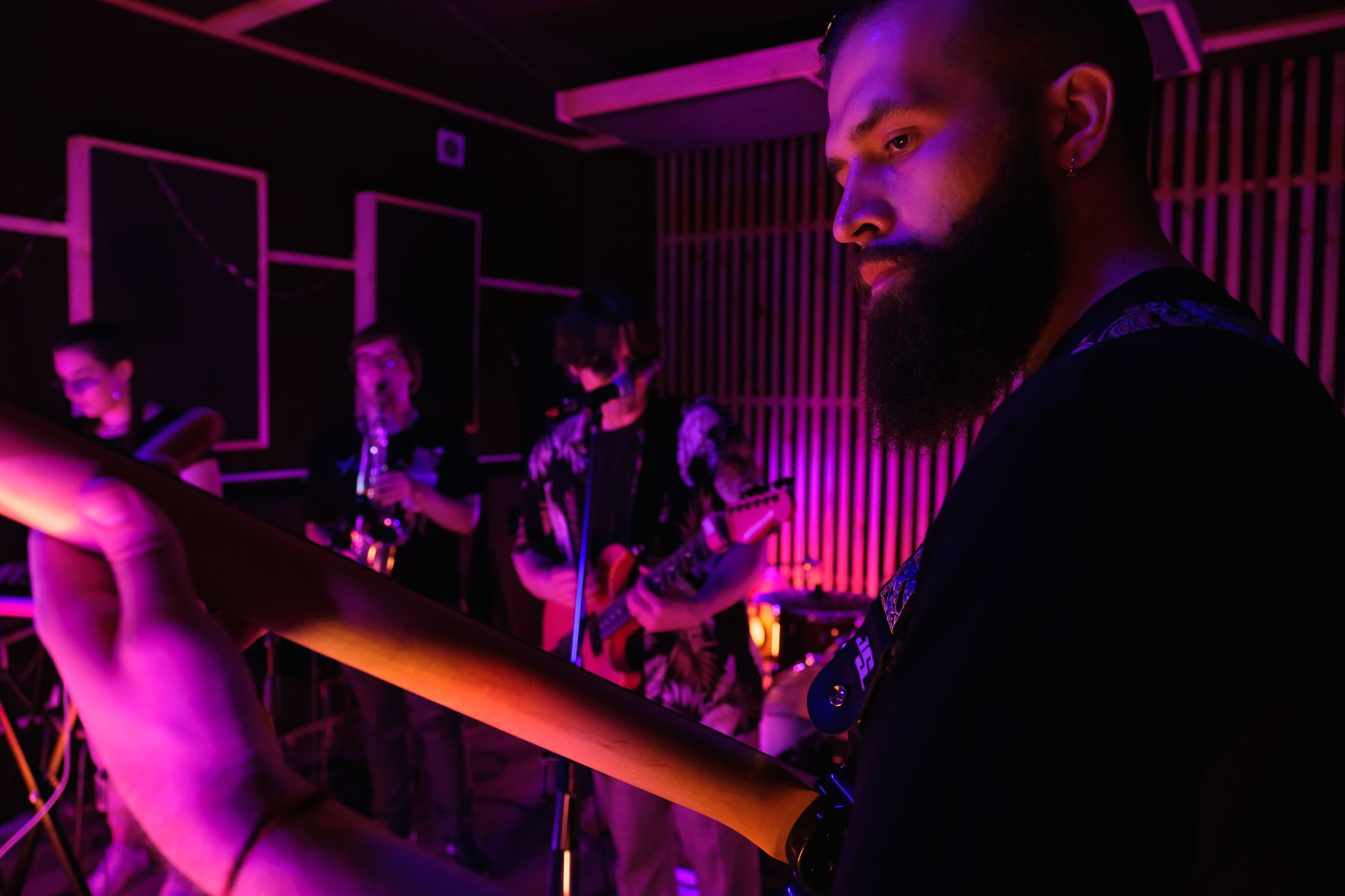 adults band rehearsal studio (Photo: Big Bag Films / Pexels)