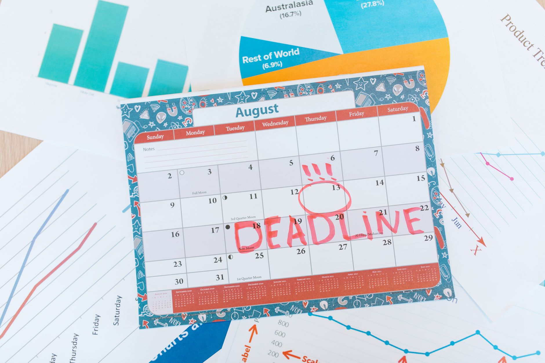 calendar reminder desk documents (Photo: RDNE Stock project / Pexels)