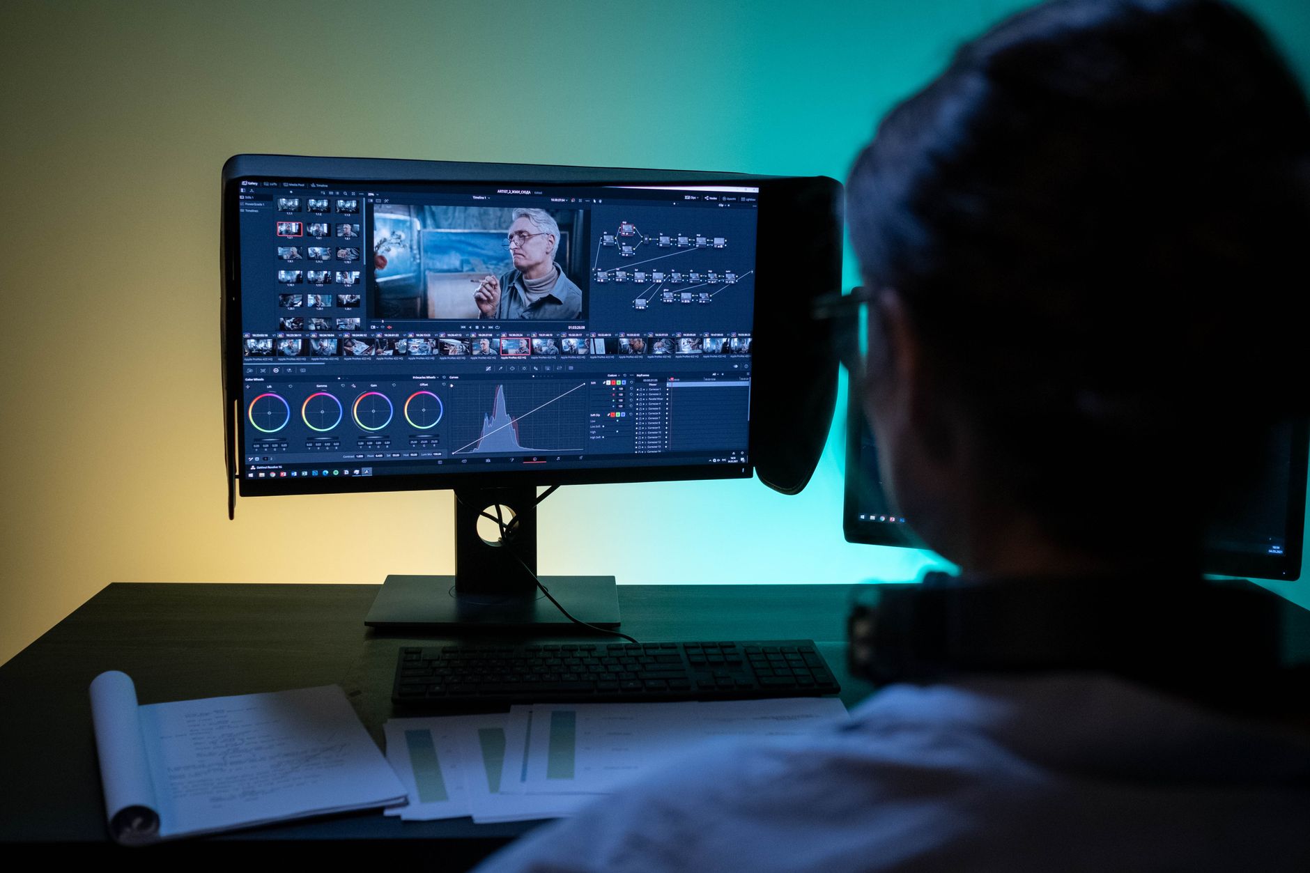 video editing timeline (Photo: Ron Lach / Pexels)