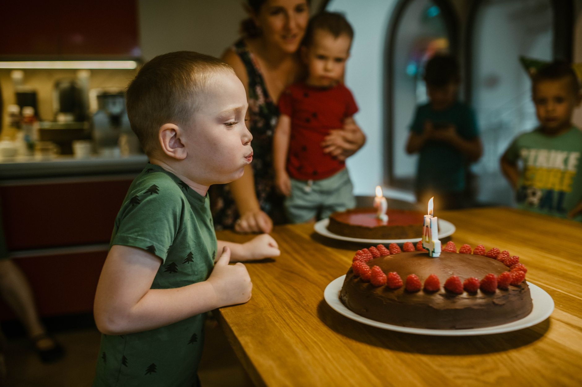 birthday cake candles (Photo: Helena Jankovičová Kováčová / Pexels)