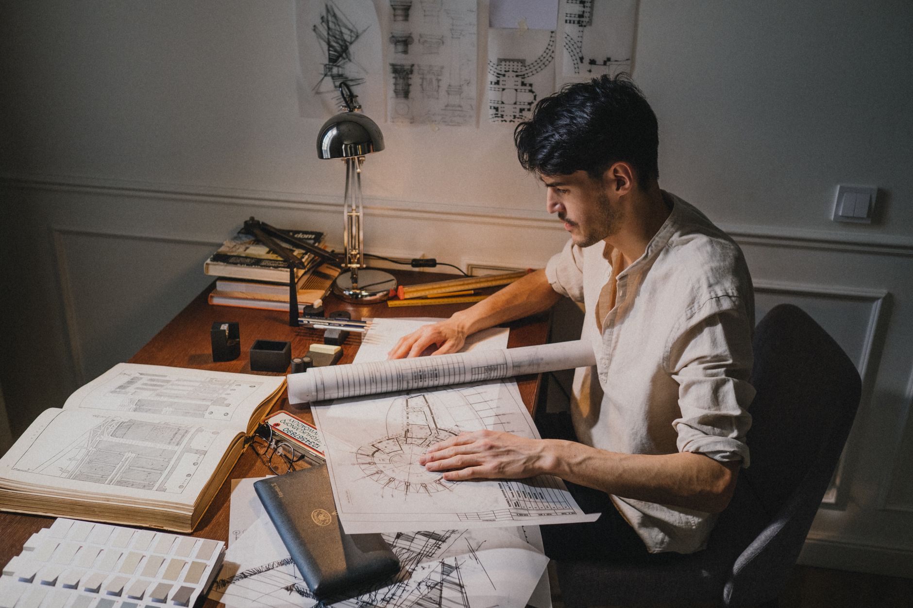 musician planning desk calm (Photo: Ron Lach / Pexels)