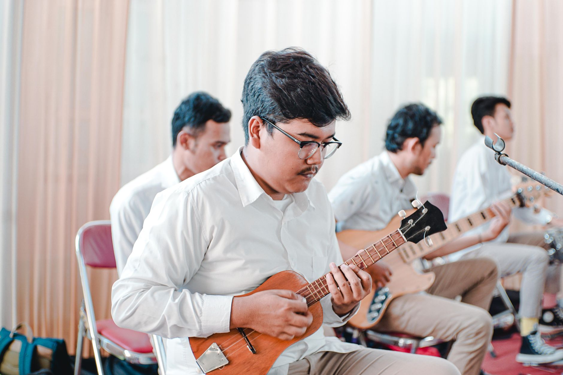 band practice session (Photo: yeremia krisnamurti / Pexels)