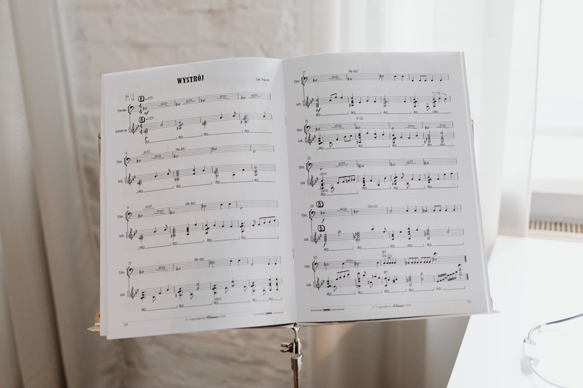 sheet music score pencil (Photo: https://kaboompics.com/ / Pexels)