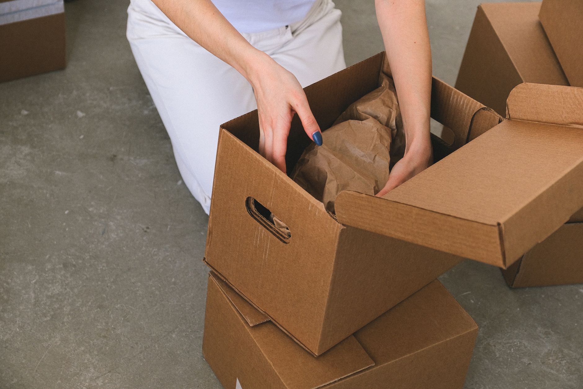 packing parcel box (Photo: SHVETS production / Pexels)