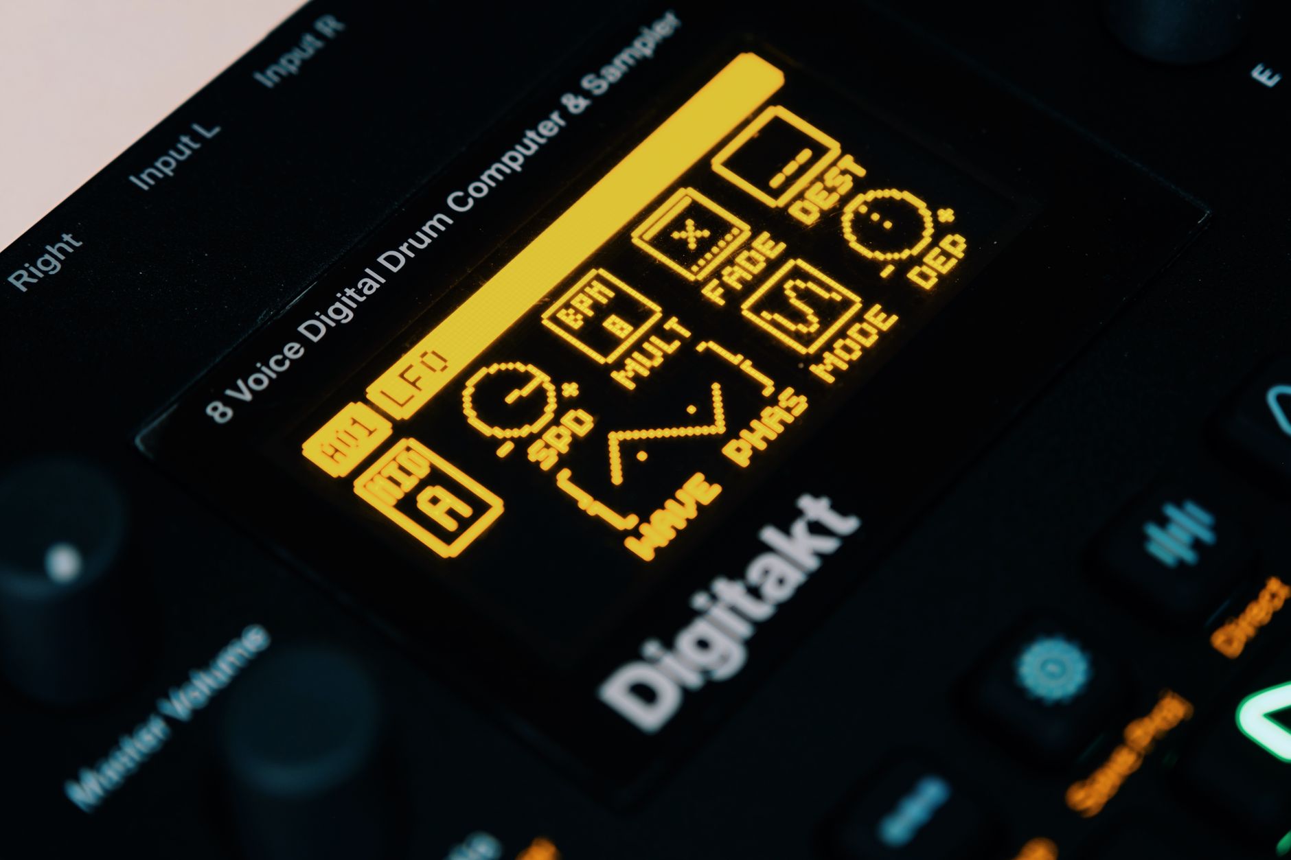 sound wave display (Photo: Egor Komarov / Pexels)