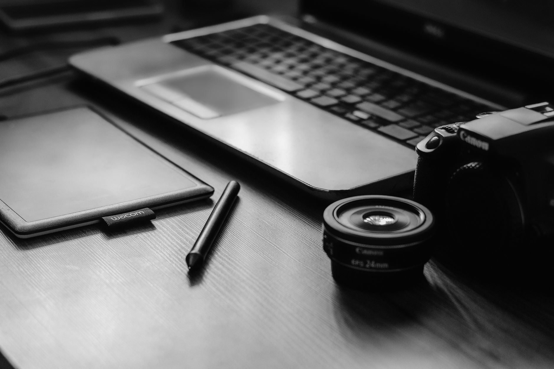 laptop design tool workspace (Photo: Kawê  Rodrigues / Pexels)