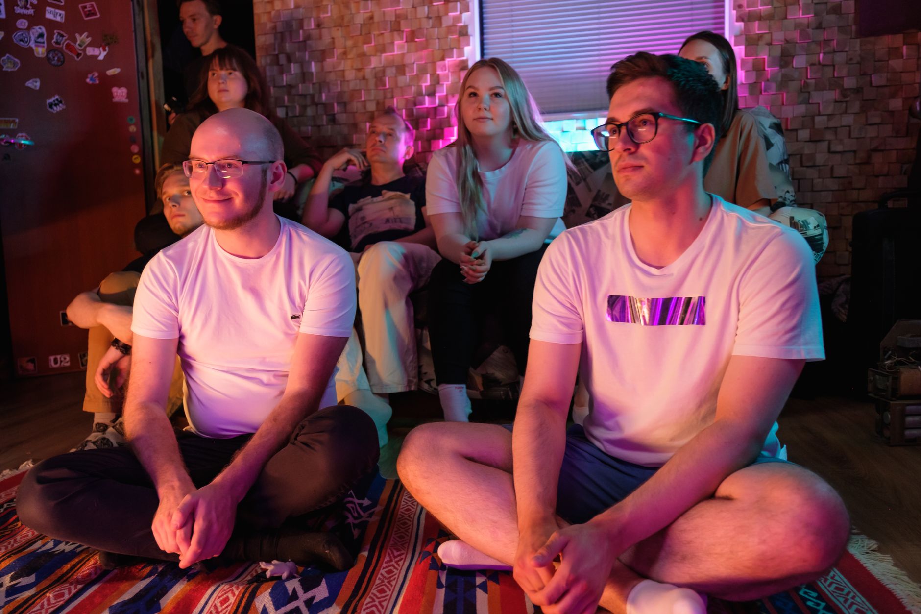 small live house audience (Photo: Big Bag Films / Pexels)