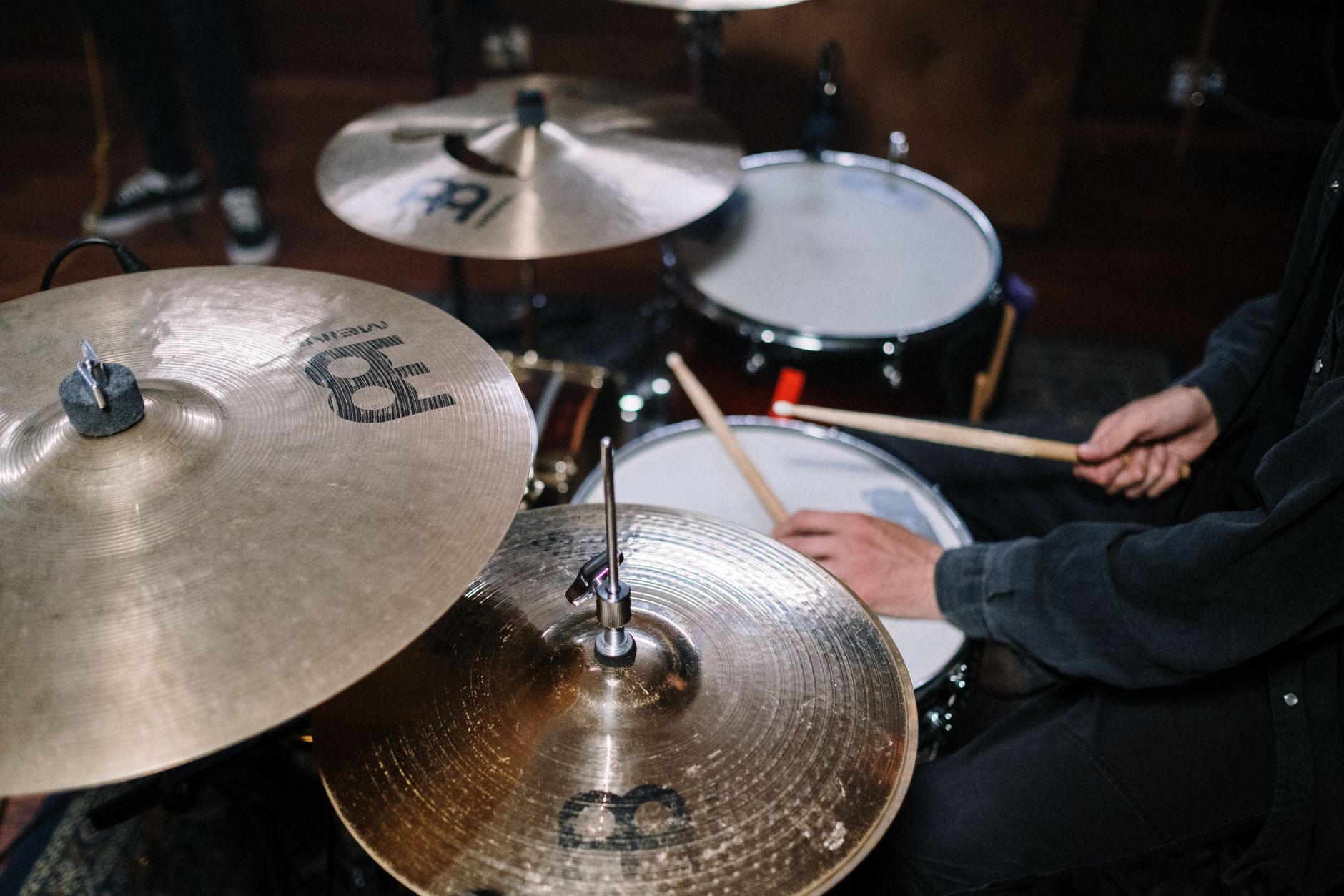 drum kit snare hihat (Photo: cottonbro studio / Pexels)